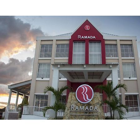 蒂卡尔岛德弗洛雷斯华美达酒店 弗洛勒斯 外观 照片